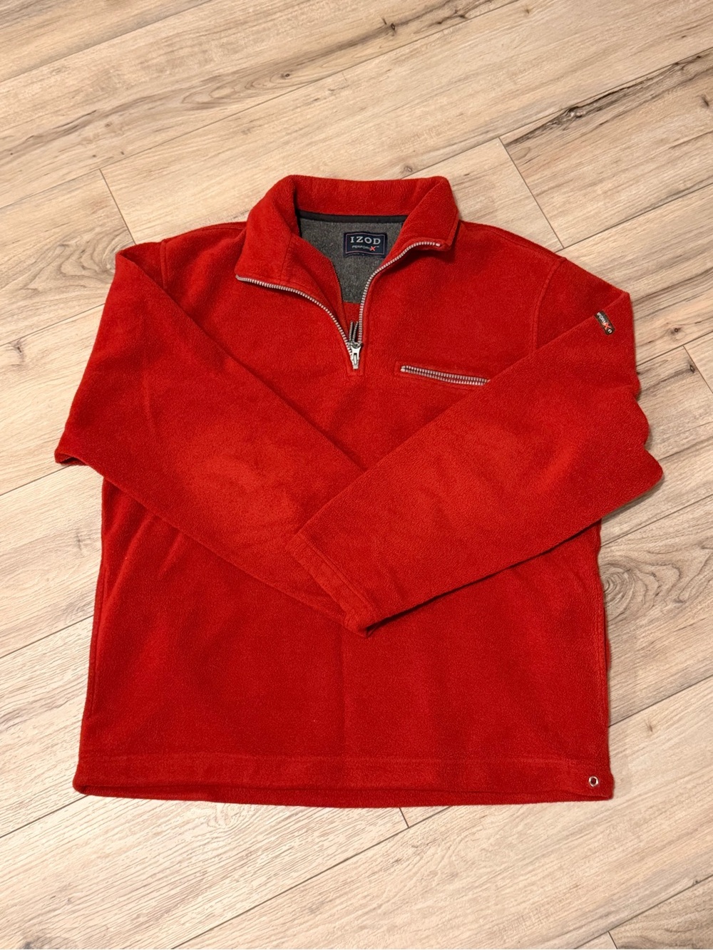Izod Men's Red Half-Zip Fleece Pullover